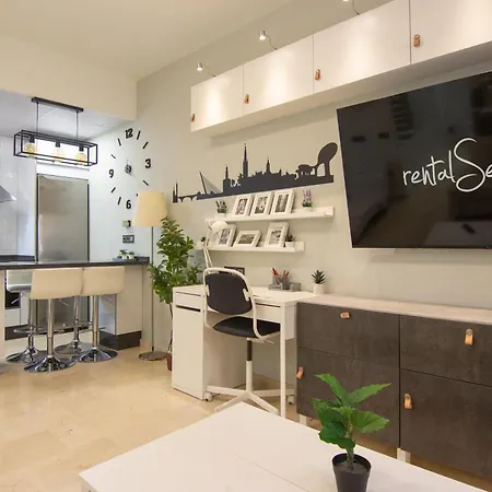 아파트 Rentalsevilla Reposo